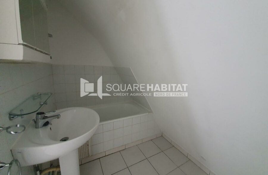 Location appartement meublé à Famars