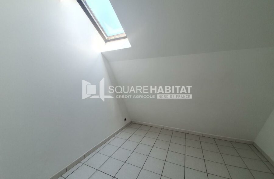 Location appartement meublé à Famars