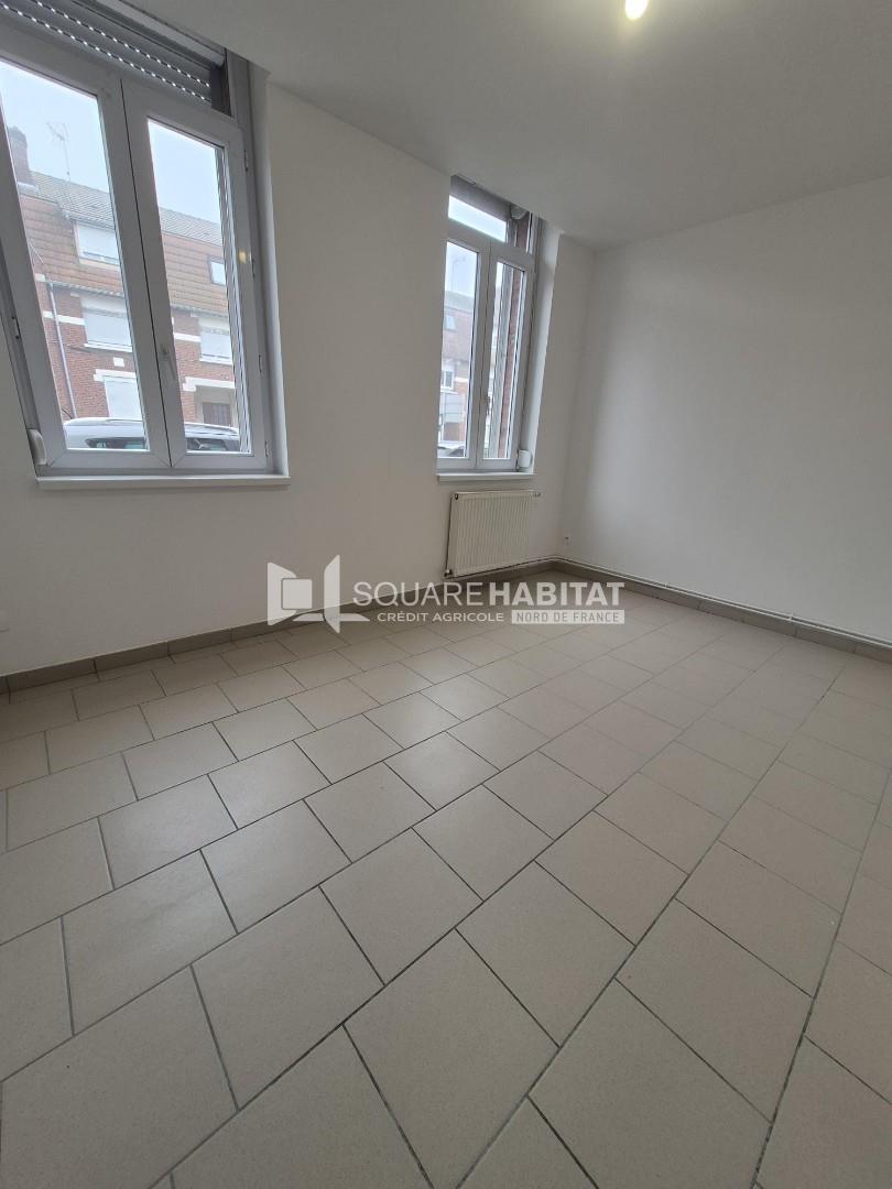 Location appartement à Neuville-Saint-Rémy