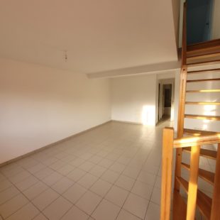 Location appartement à Maing