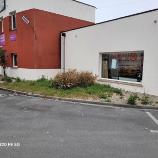 Vente local – bureaux à Neuville-Saint-Rémy