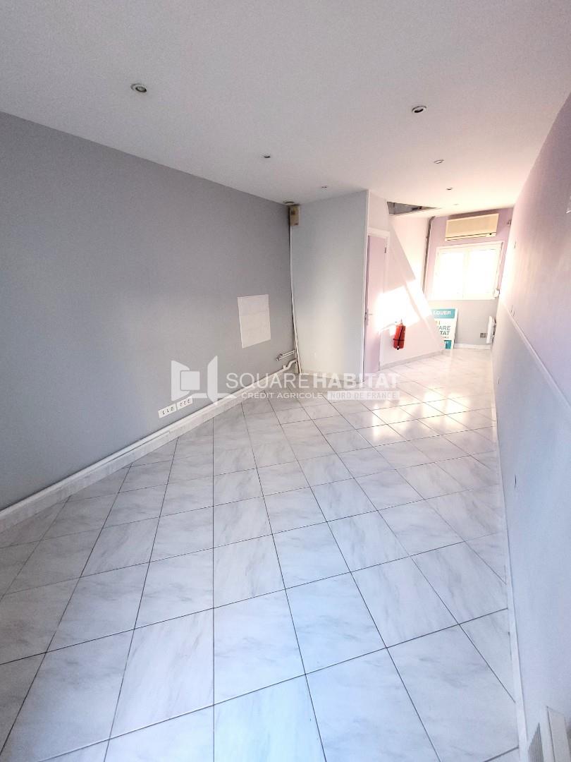 Location local à Ardres