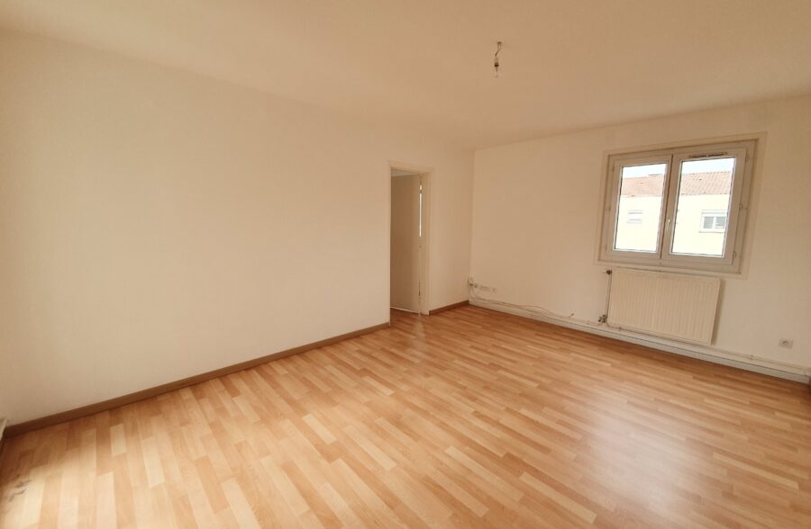 Location appartement à Petite-Forêt