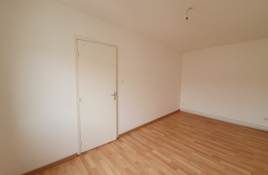 Location appartement à Petite-Forêt