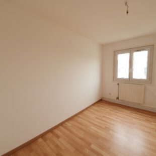 Location appartement à Petite-Forêt