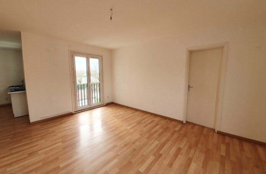 Location appartement à Petite-Forêt