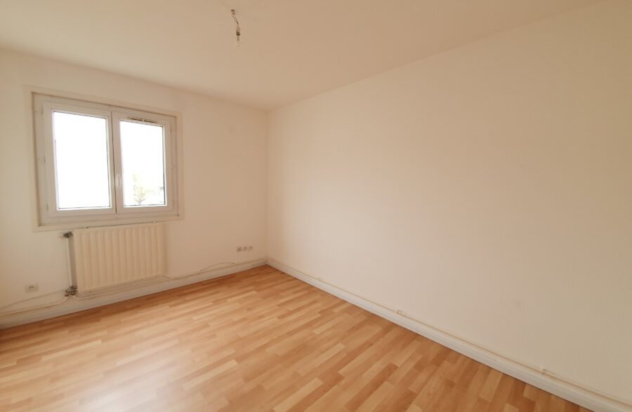 Location appartement à Petite-Forêt