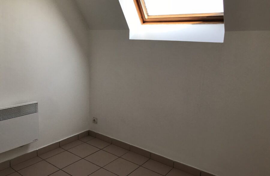 Location appartement à Famars