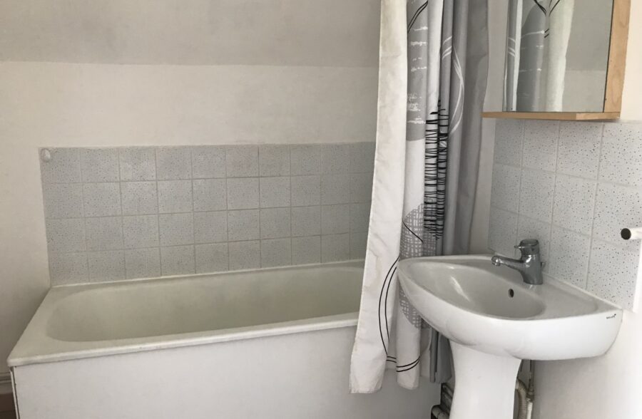 Location appartement à Famars