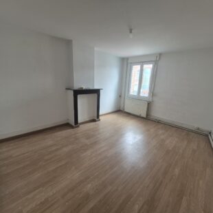 Location maison à Maing