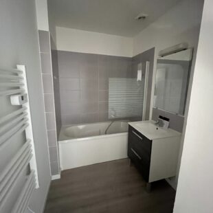 Location appartement à Maing