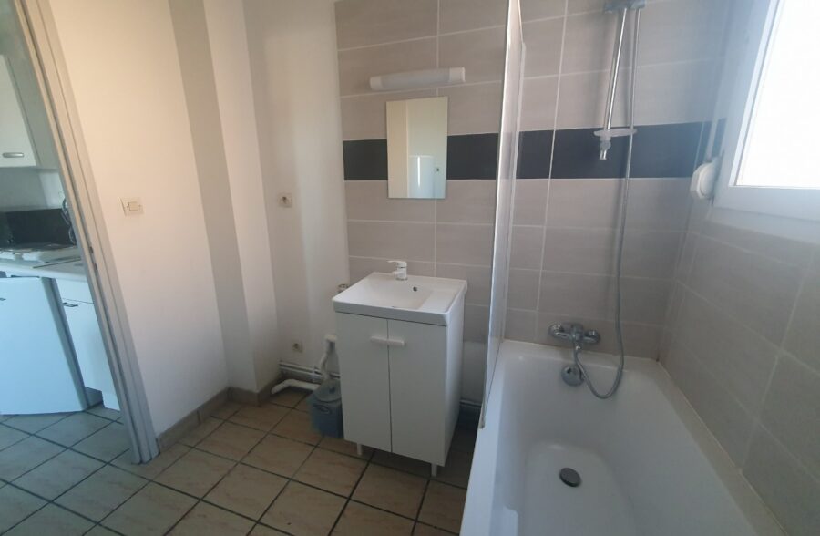 Location appartement meublé à Famars