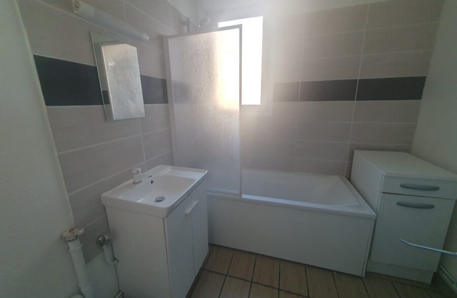 Location appartement meublé à Famars