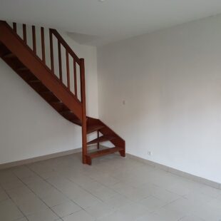 Location appartement à Maing