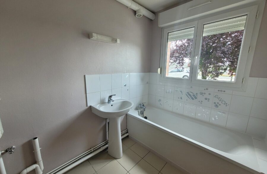 Location appartement à Maing