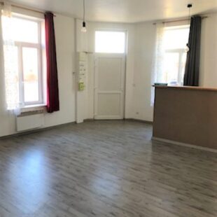 Location appartement à Caëstre