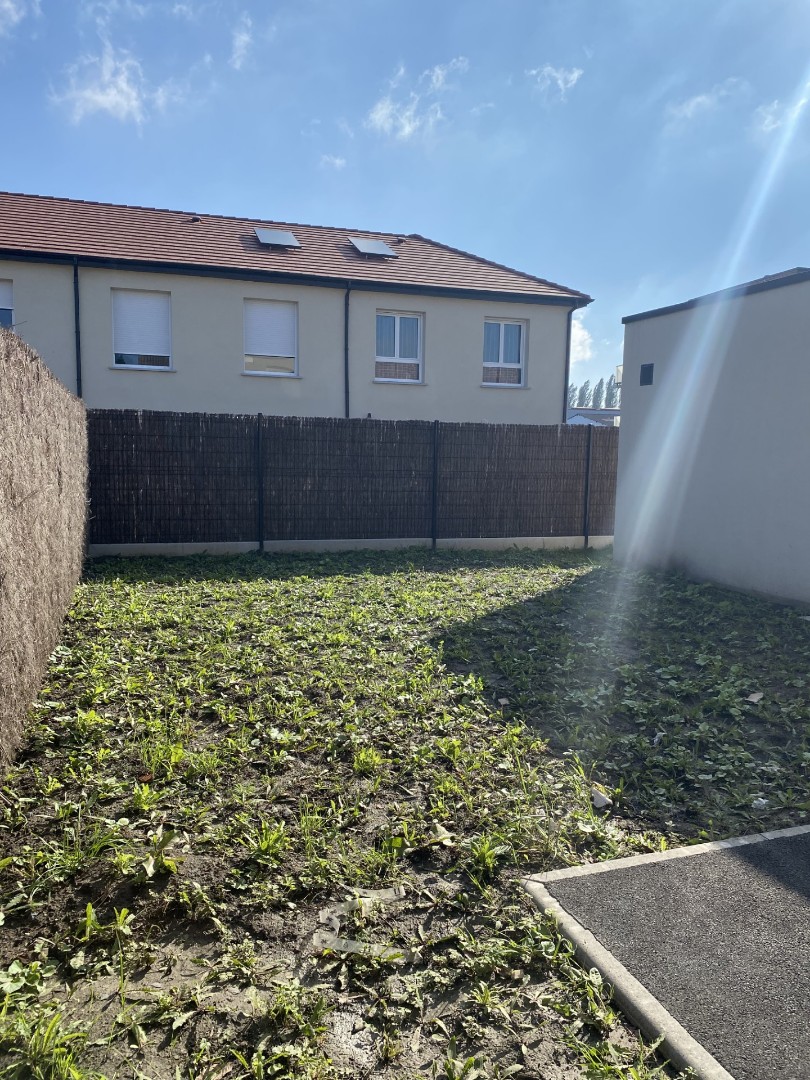 Location appartement à Râches