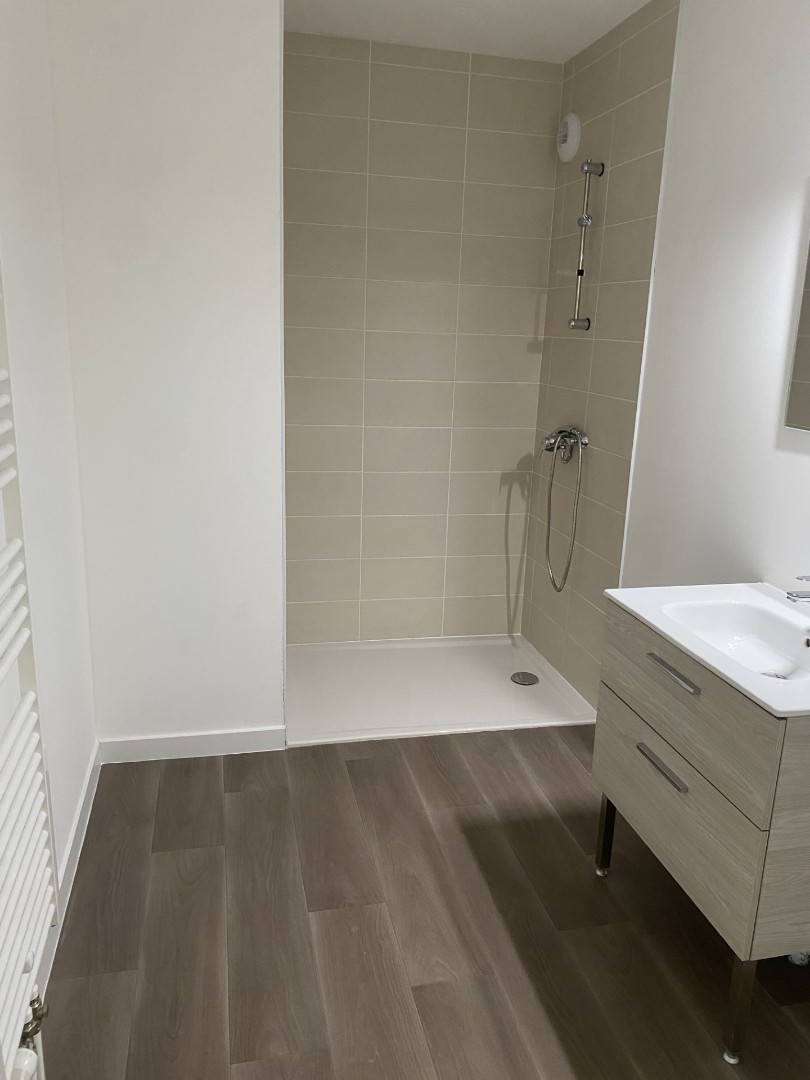 Location appartement à Râches