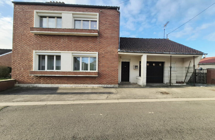 Maison Allouagne 7 pièce(s) 90 m2