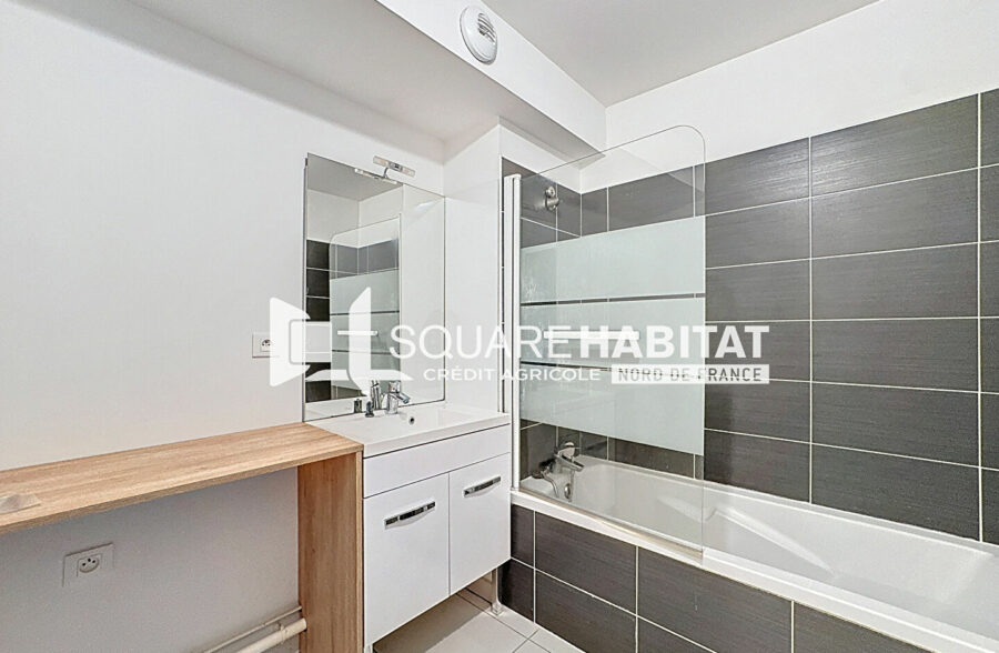 EXCLUSIVITÉ SQUARE HABITAT : APPARTEMENT T3 SECLIN – 2 PLACES DE PARKING – TERRASSE – RÉSIDENCE RÉCENTE