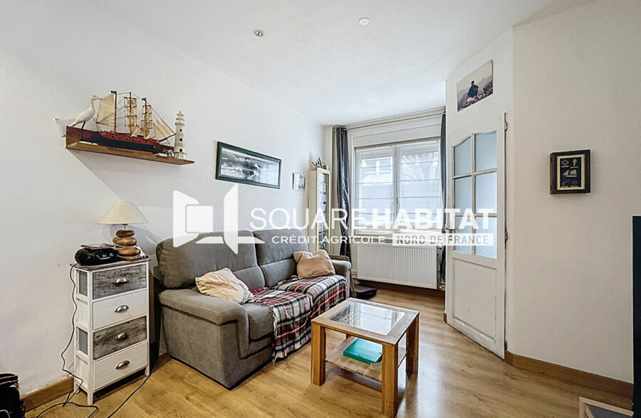 EXCLUSIVITÉ SQUARE HABITAT : MAISON 1930 – 3 CHAMBRES – JARDIN – SALLE JACQUES BREL