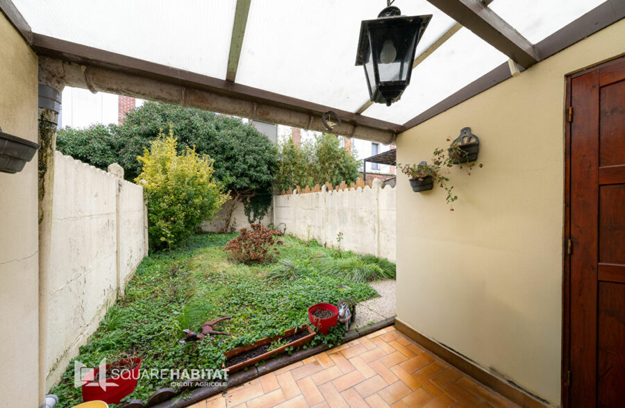 Maison de ville avec jardin – Place des Augustins à La Bassée