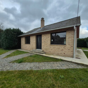 Plain-pied individuel à Landas, beau terrain et garage