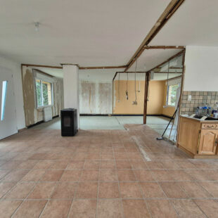 Plain-pied individuel à Landas, beau terrain et garage