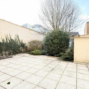 APPARTEMENT  1 CHAMBRE AVEC  TERRASSE ET GARAGE