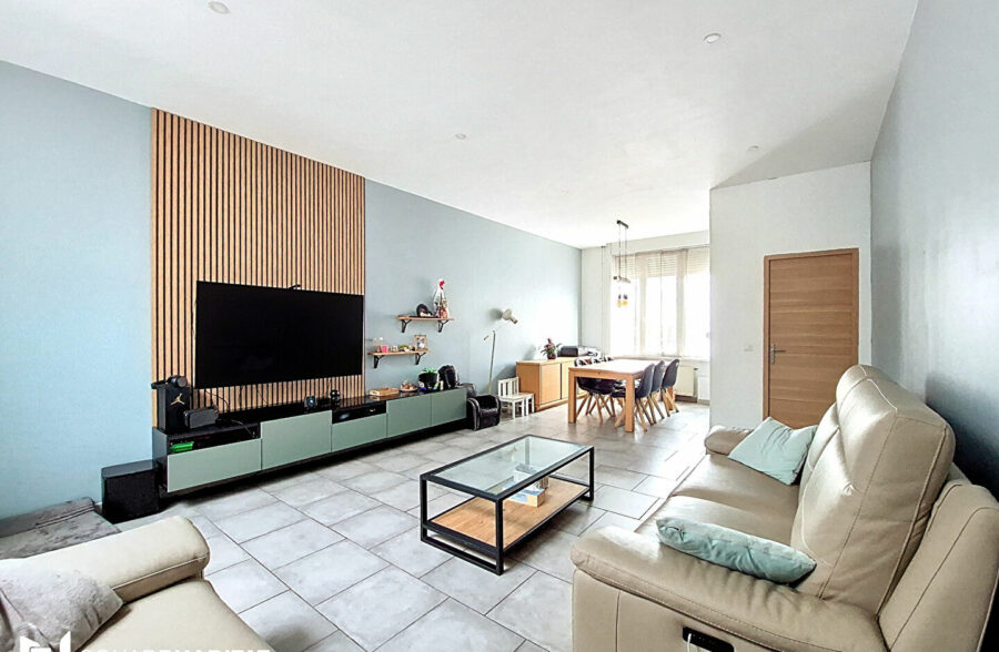 GRANDE MAISON FAMILIALE A PROXIMITE DE MOUVAUX