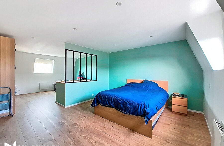 GRANDE MAISON FAMILIALE A PROXIMITE DE MOUVAUX