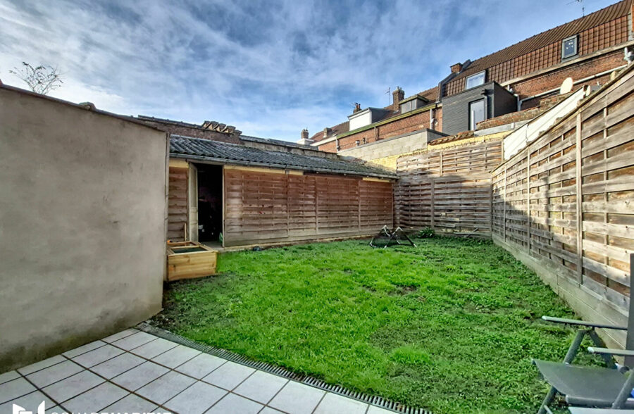 GRANDE MAISON FAMILIALE A PROXIMITE DE MOUVAUX