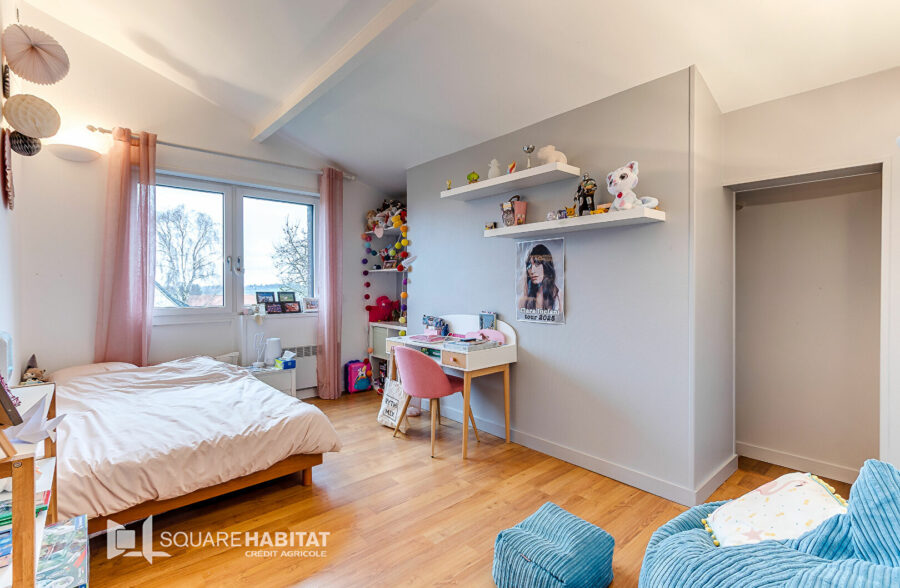 Maison Mons En Pevele 6 pièce(s) 176 m2