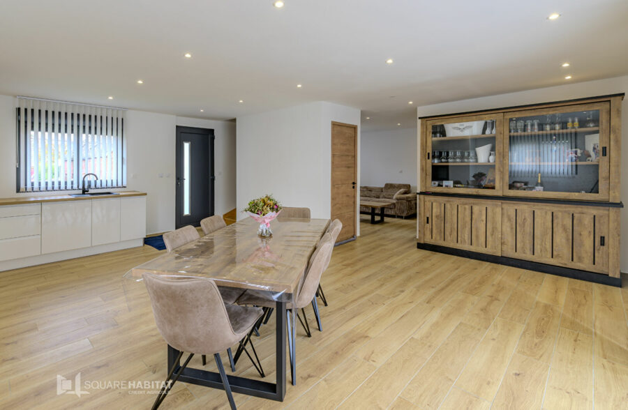 Charmant pavillon individuel moderne en village calme