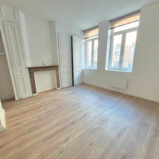 LA CATHO -PLACE DU MARECHAL LECLERC