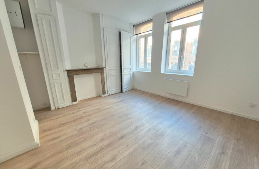 LA CATHO -PLACE DU MARECHAL LECLERC