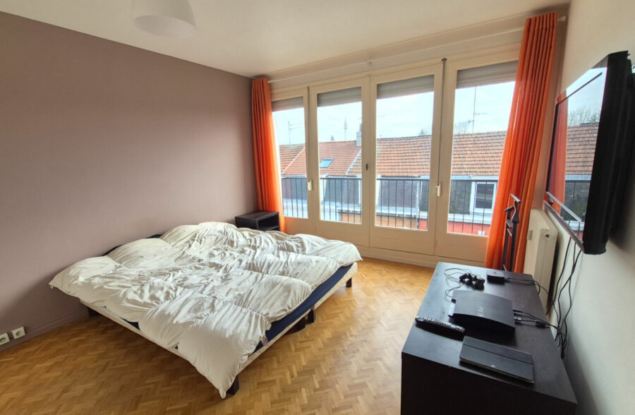 apaprtement T4 avec garage au dernier étage d’une copropriété calme avec ascenseur