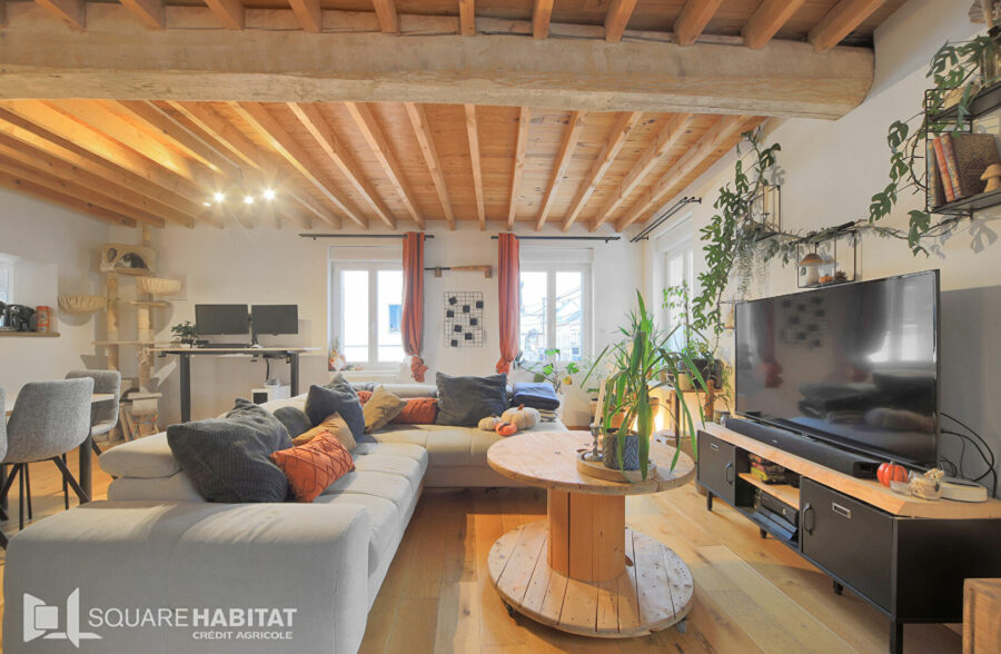 Immeuble à Solesmes avec rentabilité attractive &nbsp;Sous offre&nbsp;