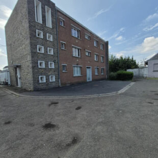 Immeuble à usage mixte .Beau potentiel 18 pièces 379 m2