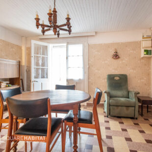 T2 à rafraîchir – 150 m de la plage – Garage rare + grand jardin