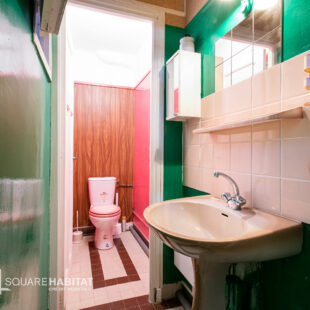 T2 à rafraîchir – 150 m de la plage – Garage rare + grand jardin