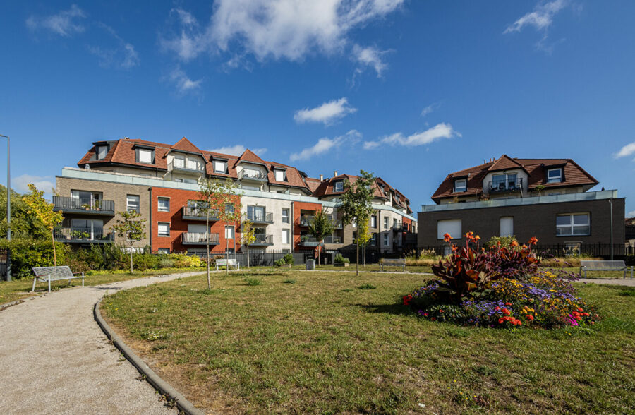 T3 La Madeleine avec balcon et parking