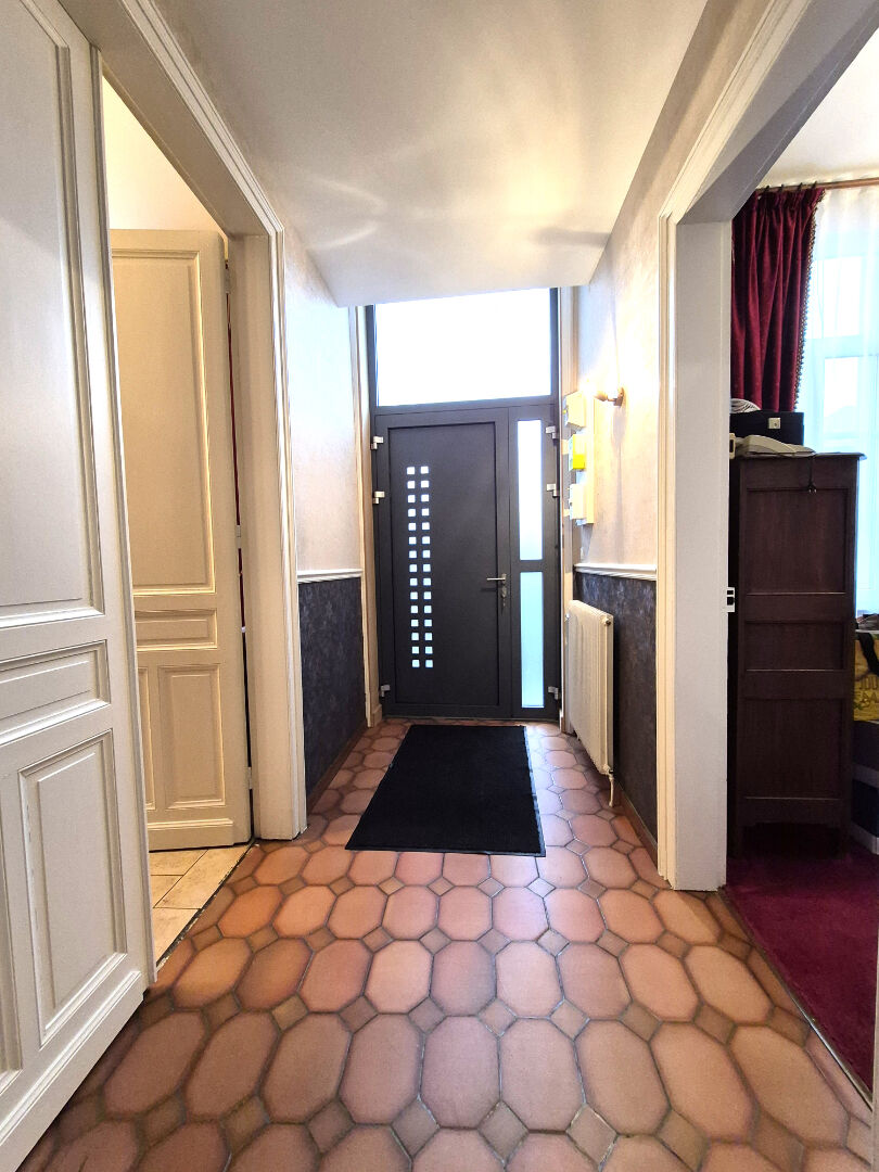 Maison Cambrai 8 pièce(s) 177 m2