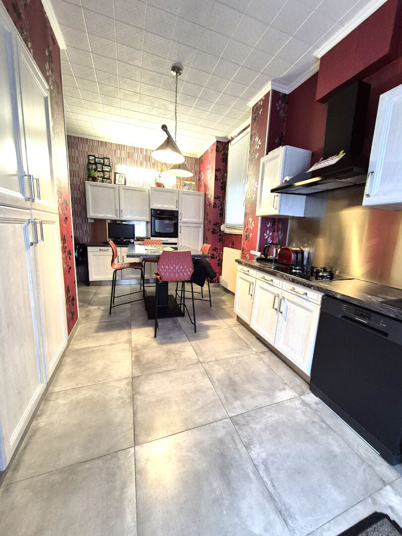 Maison Cambrai 8 pièce(s) 177 m2