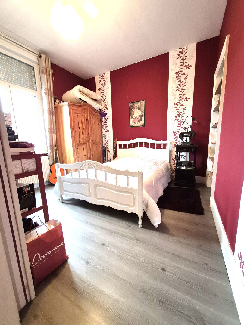 Maison Cambrai 8 pièce(s) 177 m2