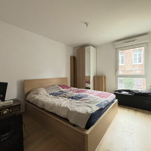 T2 avec loggia dans résidence récente – lille boulevard victor hugo