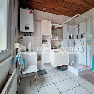 Maison avec jardin garage, 3 chambres alliant qualité et tranquillité.