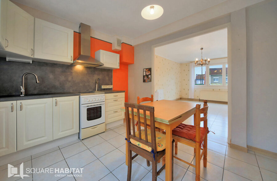 Maison de lotissement 3 chambres jardin garage