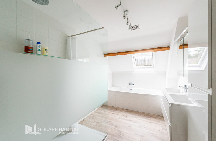 Maison Thun Saint Amand 316.87 m2