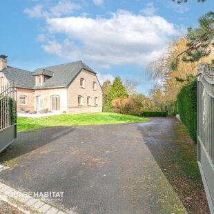 PAVILLON 5 CHAMBRES INDIVIDUELLE DE 190 M² ET SOUS SOL COMPLET